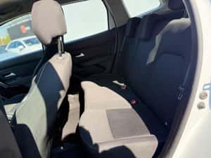 DACIA DUSTER 4WD — miniatura 3
