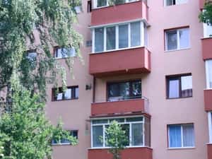 Inchiriez ap 2 camere Uranus