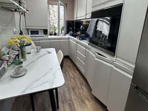 Apartament cu 4 camere, renovat complet — miniatura 6