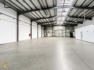 Hala industrială de vânzare, 853 mp – Acces A1, zona logistică Arad — miniatura 2
