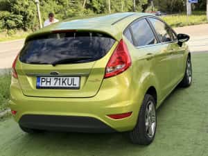 Ford Fiesta  benzina si in Rate — miniatura 5
