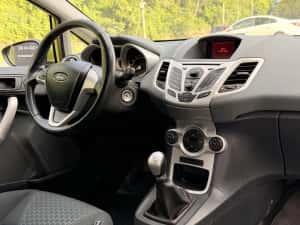 Ford Fiesta  benzina si in Rate — miniatura 6
