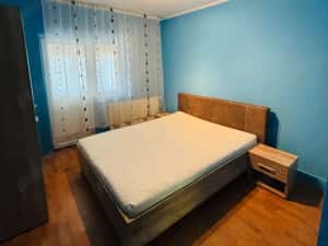 Ap. 3 camere decomandat + boxă, an constructie 1994 — miniatura 2