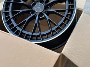 Jante Mercedes R20 Noi 2025 E class S class Glc Gle coupe CLS Glk — miniatura 9