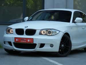 Bmw 118d 2011 M-Packet Interior Exterior de fabrica • Istoric Complet BMW • 12Luni Garantie Motor Cutie • Distributie Noua • Rate TBI / UniCredit / BT — miniatura 3