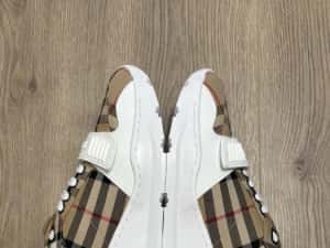 Adidasi Burberry — miniatura 10