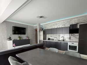 Apartament cu 4 camere Prima Onestilor — miniatura 3