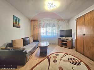 Apartament cu 2 camere de închiriat în zona Inel II