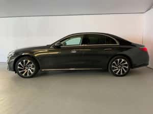 Mercedes-Benz E 300 Hibrid 2024 Second-hand — miniatura 3