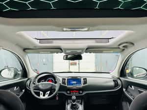 KIA SPORTAGE 1.6 BENZINA 136 CP MANUALA 2012 — miniatura 6