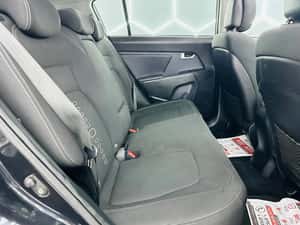 KIA SPORTAGE 1.6 BENZINA 136 CP MANUALA 2012 — miniatura 7