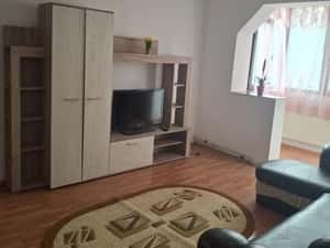 Închiriez apartament cu două camere — miniatura 4