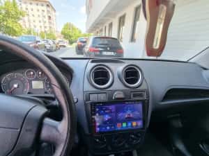 Navigatie Android Ford Fiesta Waze YouTube GPS casetofon — miniatura 4