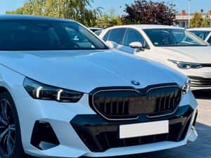 BMW 520d M Sport PRO — miniatura 3