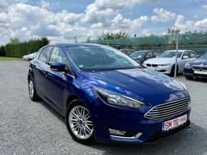 Ford Focus Titanium - Facelift 06/2015