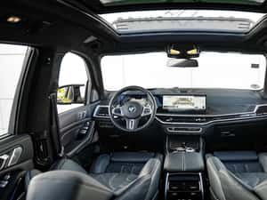 BMW X7 M60 2024 - SUV Second hand cu dotări premium — miniatura 2