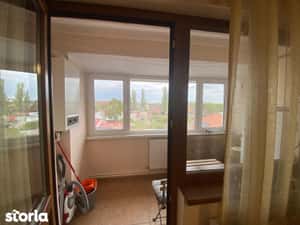 Apartament decomandat 2 camere, Centru — miniatura 5