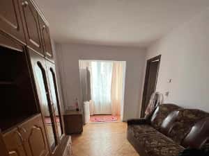 Sagului,Piata Doina,Etajul 1,Liber,280 E, De Văzut,45 mp !!! — miniatura 3