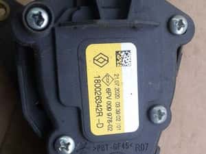 Pedala acceleratie Dacia Logan 2 cod 180026342R — miniatura 6