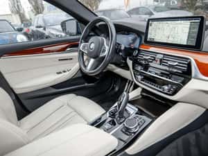 BMW 540 Berlină Diesel 2022 — miniatura 2