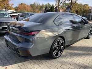 BMW 750 Hibrid - 56.000 km - 2023 — miniatura 3
