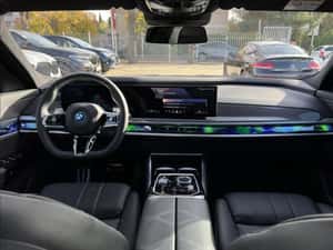 BMW 750 Hibrid - 56.000 km - 2023 — miniatura 6