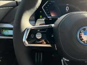 BMW 750 Hibrid - 56.000 km - 2023 — miniatura 7