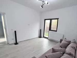 APARTAMENT CU 3 CAMERE - CURTE INTABULATA — miniatura 4