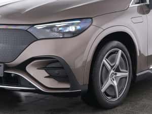 Mercedes-Benz EQE SUV - 2025, 16.984 km, Electric — miniatura 3