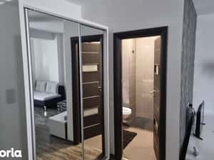 Inchiriez garsoniera, central in Pitesti — miniatura 5