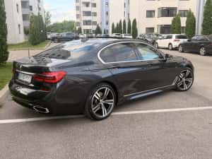 BMW 730 X drive km reali — miniatura 3