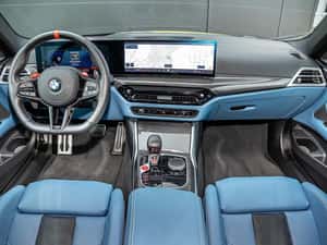 BMW M4 Sport Coupe - 2025 - 25.880 km - Verde — miniatura 4