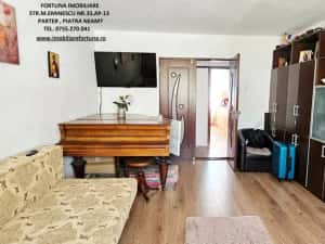 Apartament 4 camere decomandate, zona Petrodava — miniatura 4