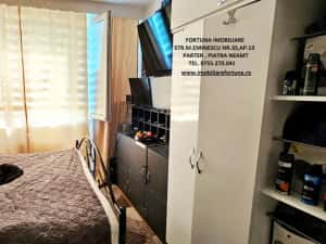 Apartament 4 camere decomandate, zona Petrodava — miniatura 5
