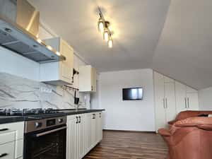 Ap.MODERN 2 camere decomandate Cart.Lazaret SIBIU — miniatura 6