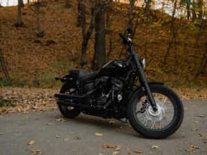 Harley-Davidson Street Bob 2020 – 9.000 kilometri – stare impecabilă