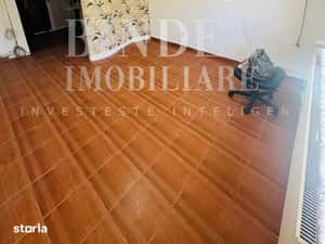 Garsoniera parter zona Blascovici, bloc izolat — miniatura 4