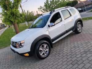 Dacia Duster 4×4 Facelift-2015- Prestige(Full) 115.000 Km Verificabili-1.5 Dci 110 Cai  Impecabila! — miniatura 3