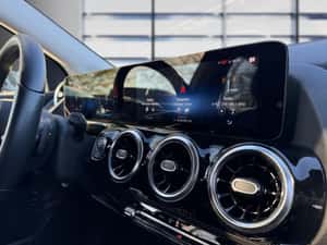 Mercedes-Benz GLA 250 SUV Hibrid Second-hand — miniatura 4