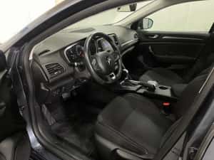 Vand Renault Megane 2022 Benzina 1332 cmc — miniatura 5