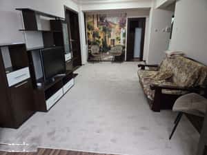 3 cam centru teatru national 74 mp renovat et1/8 liber 600 euro — miniatura 2