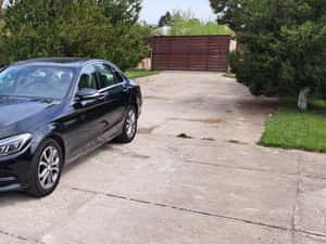 Mercedes C250, motor 2.0 benzina, 211 CP, negru — miniatura 2