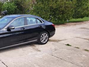Mercedes C250, motor 2.0 benzina, 211 CP, negru — miniatura 3