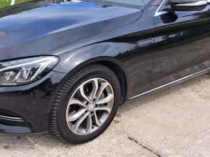 Mercedes C250, motor 2.0 benzina, 211 CP, negru — miniatura 4