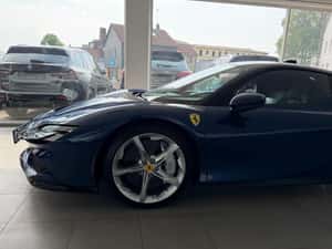 Ferrari SF90 Automată 1001 HP Hibrid (B/E) — miniatura 3