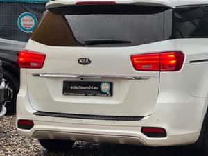 KIA CARNIVAL 2.2 Noblesse 6 Locuri,Trapa, model facelift — miniatura 4