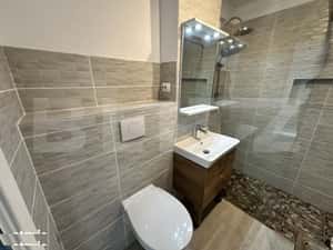 APARTAMENT 3 CAMERE DECOMANDAT IN ZONA DEOSEBITA CU VEDERE SPRE BULEVA — miniatura 2