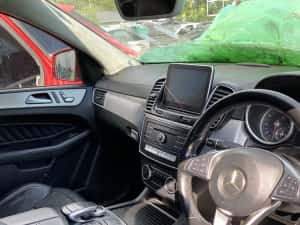 Interior din piele scaune față și banchete spate Mercedes GLE 2016 — miniatura 5