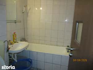 Garsoniera Drumul Taberei Piata Moghioros — miniatura 5