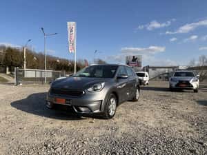 Kia Niro Plug-in Hybrid (PHEV) – Eficiență Maximă — miniatura 1